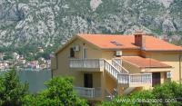 Appartamenti e Camere Lucic, alloggi privati a Prčanj, Montenegro