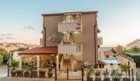 Appartamenti Ani, alloggi privati a Dobre Vode, Montenegro